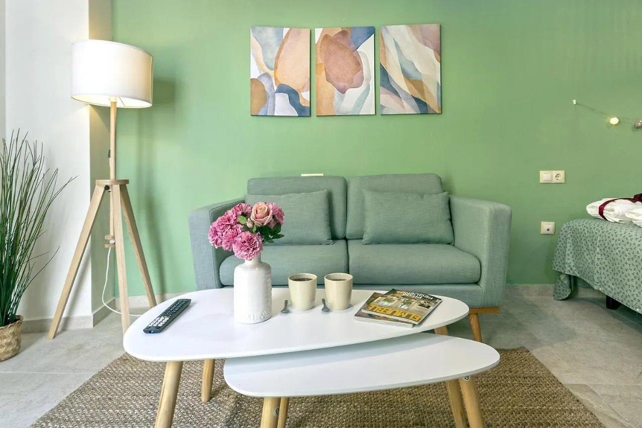 Apartment -Malagasunapts-Capuchino Studio