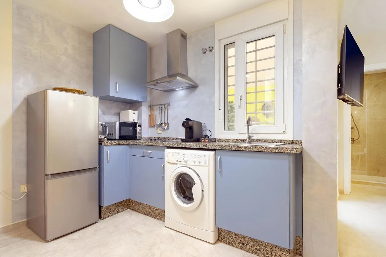 -Malagasunapts-Capuchino Studio Apartment